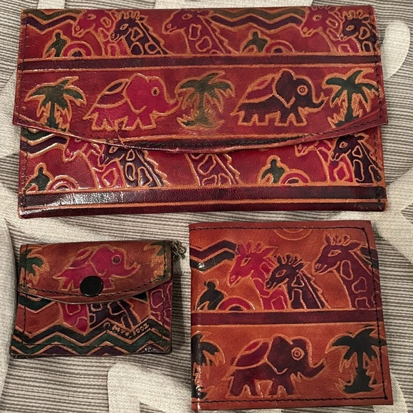 Genuine Leather Indian design Clutch, Billfold and change Purse set of 3 Vintage - Picture 1 of 12